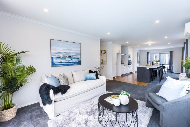 Photo of property in 11 Te Kaeaea Crescent, Wallaceville, Upper Hutt, 5018