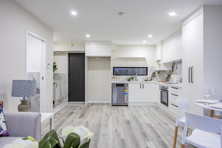 Photo of property in 4/6 Vine Street, Mangere East, Auckland, 2024