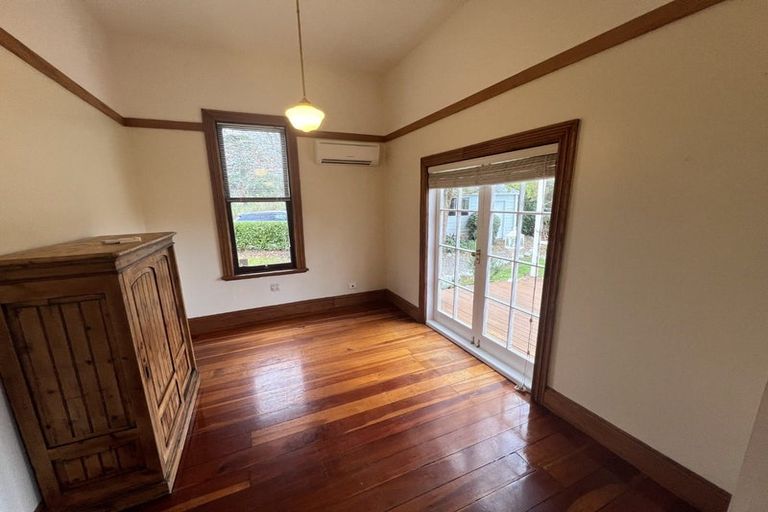 Photo of property in 97 Kuratawhiti Street, Greytown, 5794