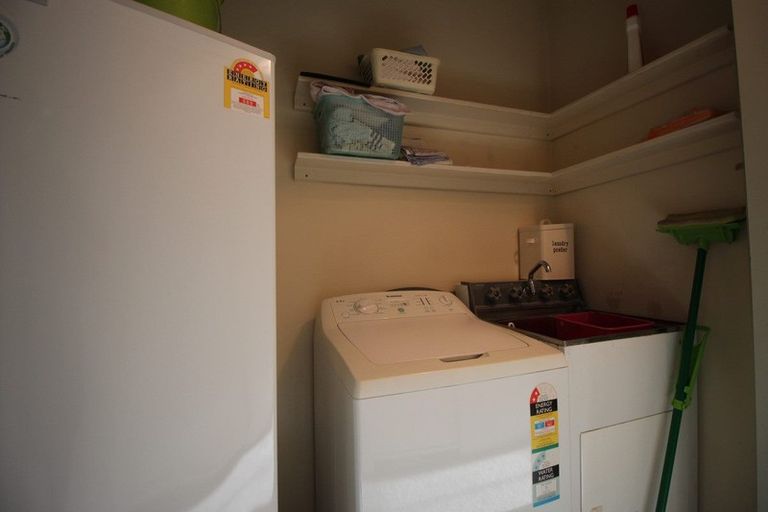 Photo of property in 3 Beresford Street, Alexandra, 9320