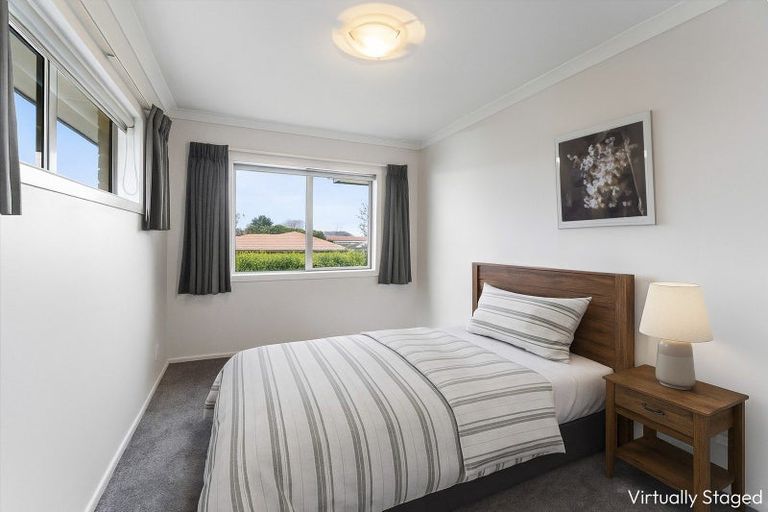 Photo of property in 11b Poneke Drive, Waikanae, 5036