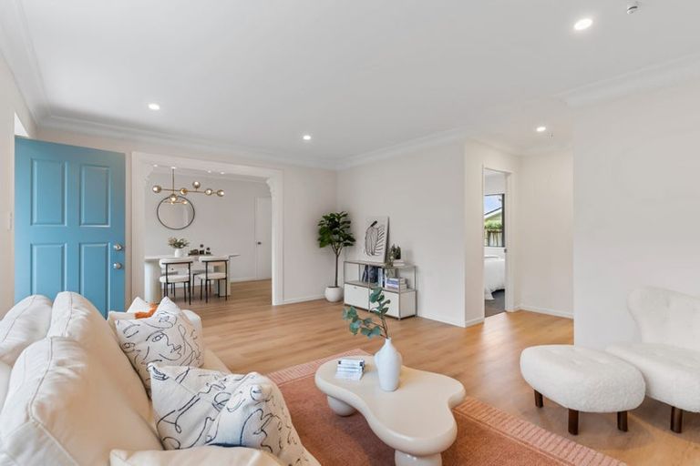 Photo of property in 710a Pakuranga Road, Howick, Auckland, 2010