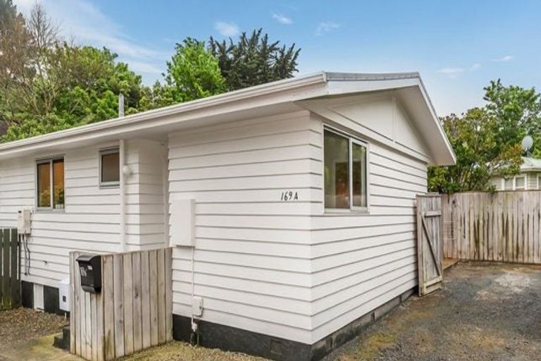 Photo of property in 169a Newlands Road, Newlands, Wellington, 6037