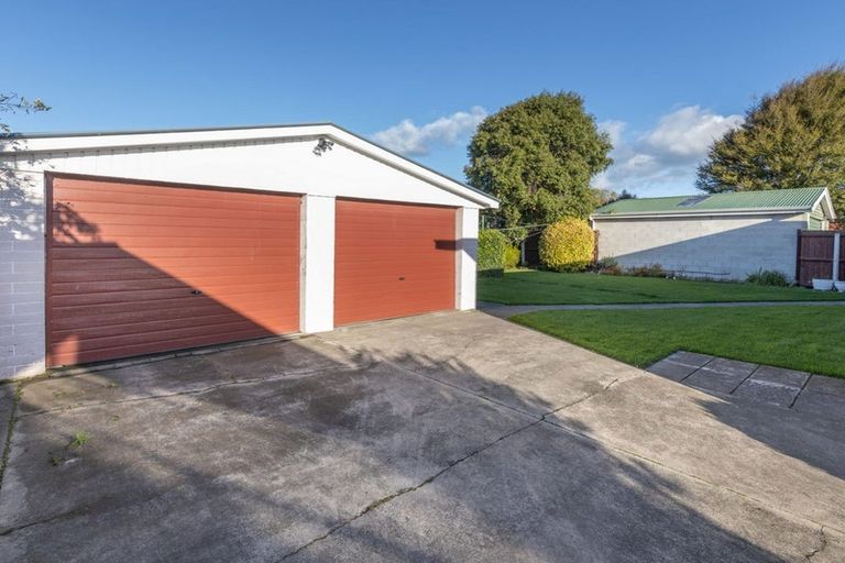 Photo of property in 12 Penwood Street, Russley, Christchurch, 8042