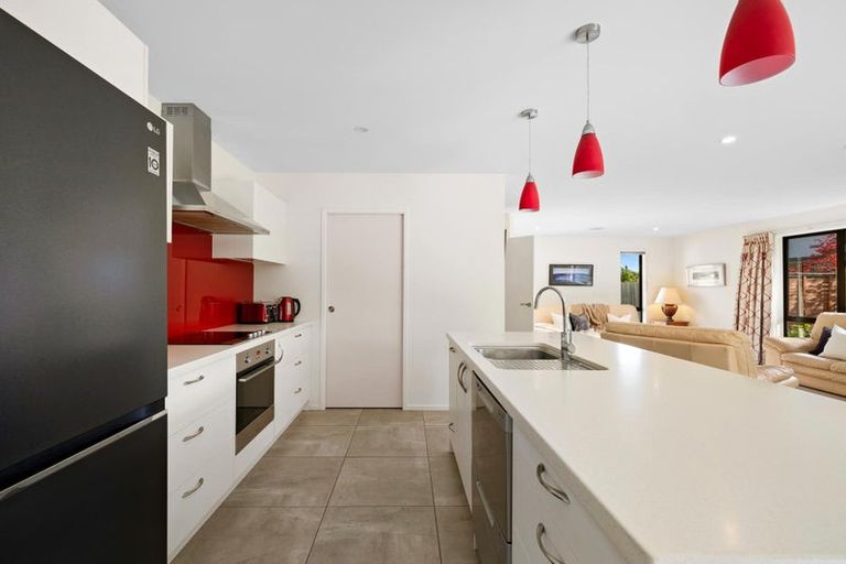 Photo of property in 33 Woodstock Road, Lower Shotover, Queenstown, 9304