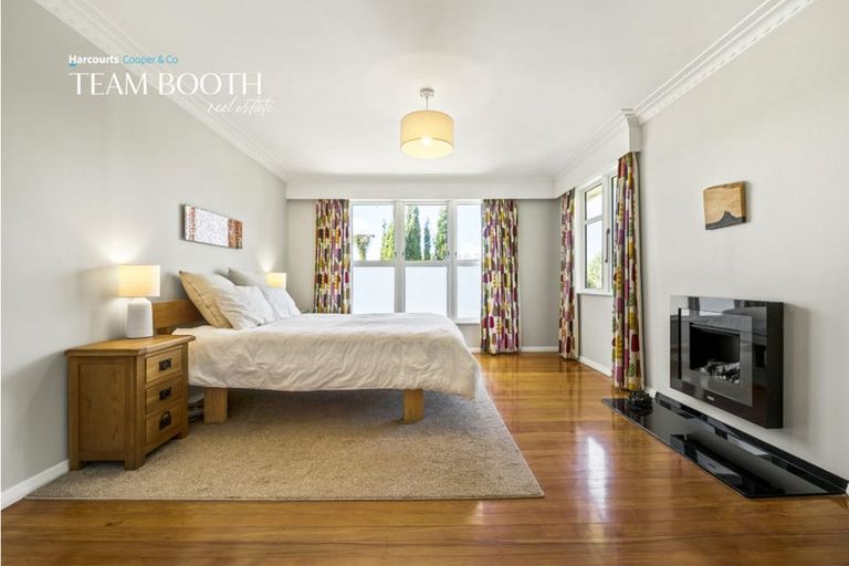 Photo of property in 1/53 Park Road, Glenfield, Auckland, 0629