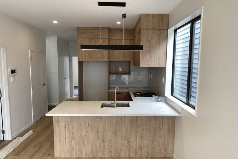 Photo of property in 41 Kaha Road, Takanini, 2110