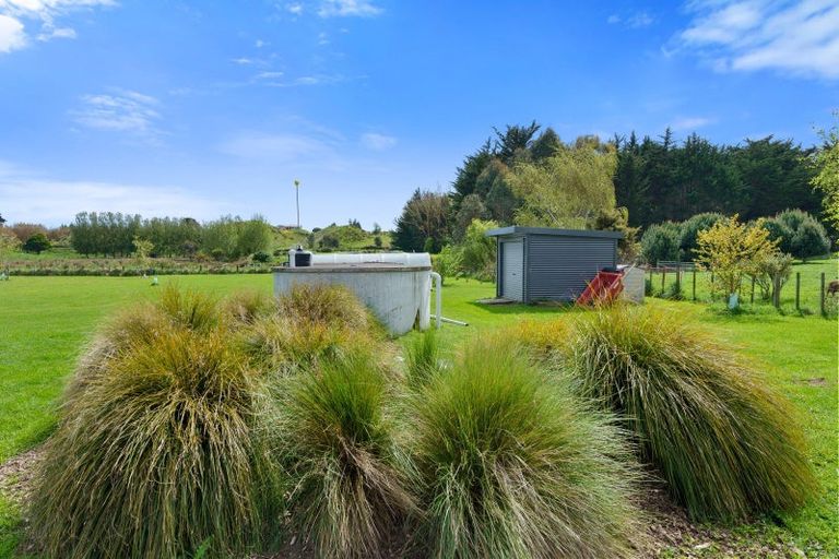 Photo of property in 40 Kristin Place, Manakau, Levin, 5573