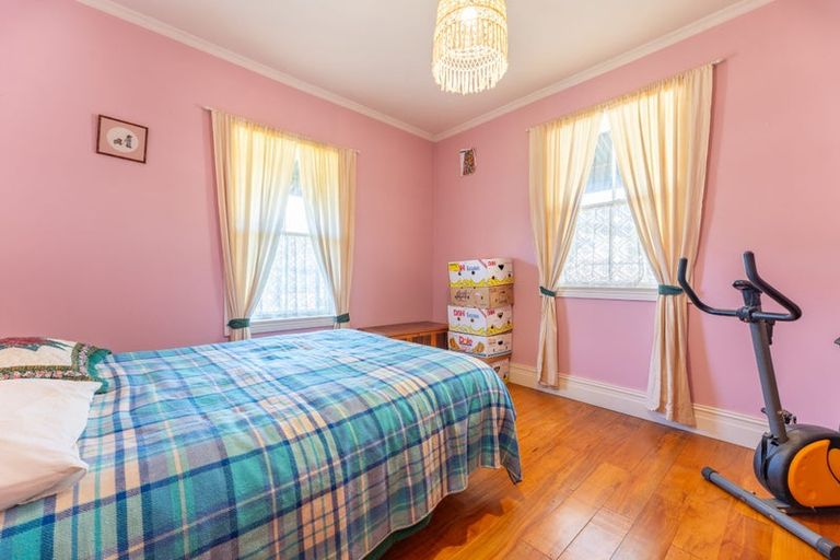 Photo of property in 114 Talbot Street, Geraldine, 7930