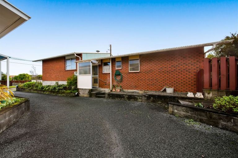 Photo of property in 3b Bideford Street, Brooklands, New Plymouth, 4310