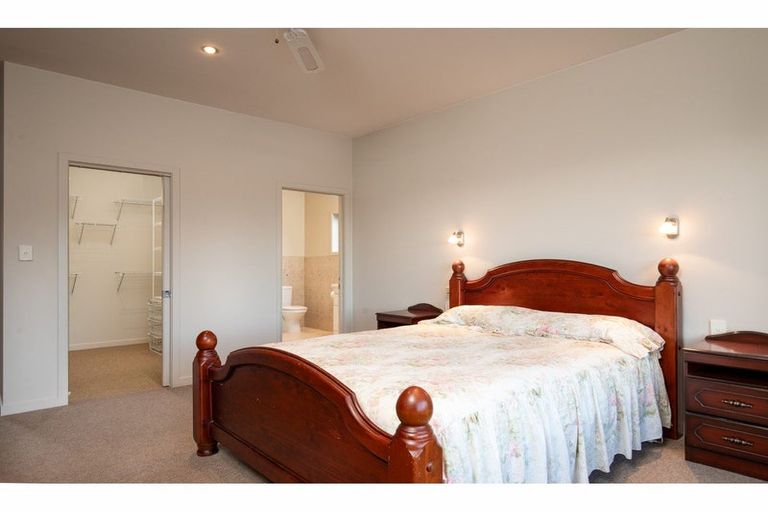 Photo of property in 16 Aronui Road, Bridge Hill, Alexandra, 9320