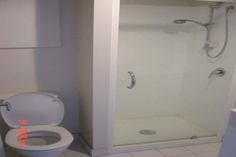 Photo of property in Waldorf Bankside Apartments, 4e/8 Bankside Street, Auckland Central, Auckland, 1010