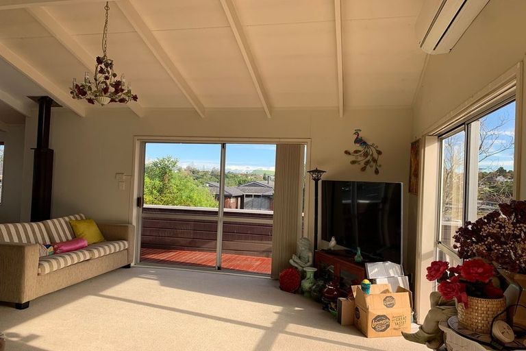 Photo of property in 136 Prince Regent Drive, Half Moon Bay, Auckland, 2012