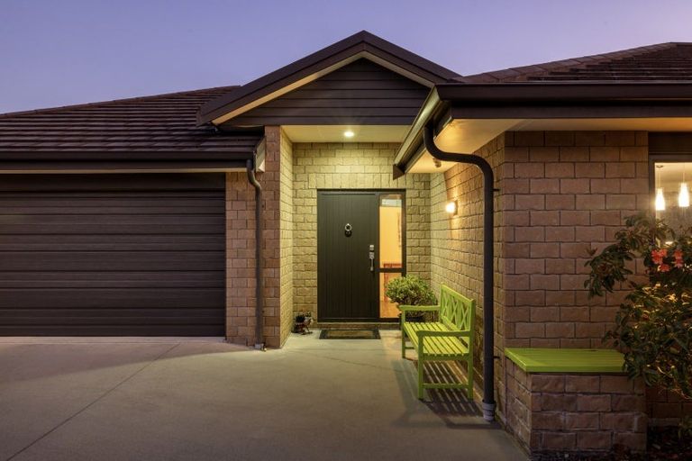 Photo of property in 153 Oteki Park Drive, Welcome Bay, Tauranga, 3112