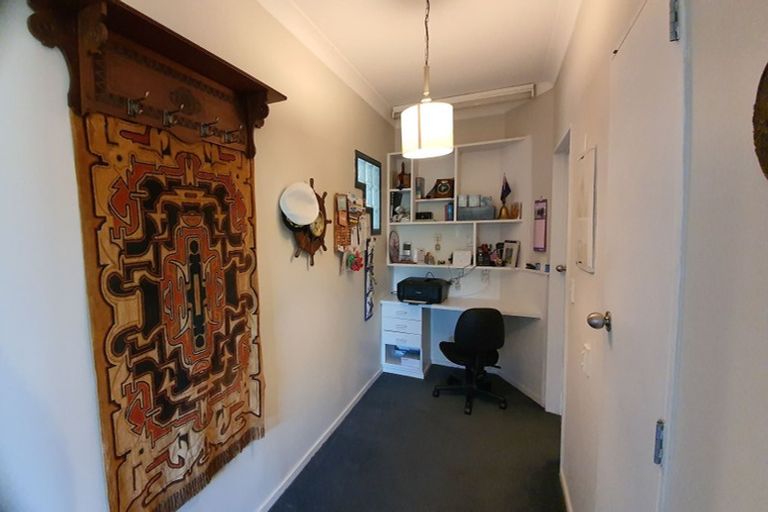 Photo of property in 5 Arthur Street, Hawera, 4674