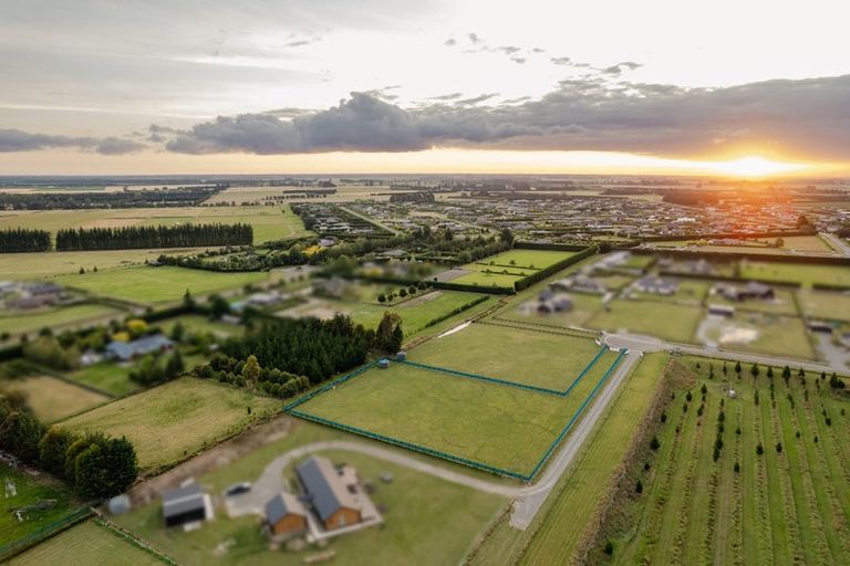 Photo of property in 13 Beal Place, Swannanoa, 7692