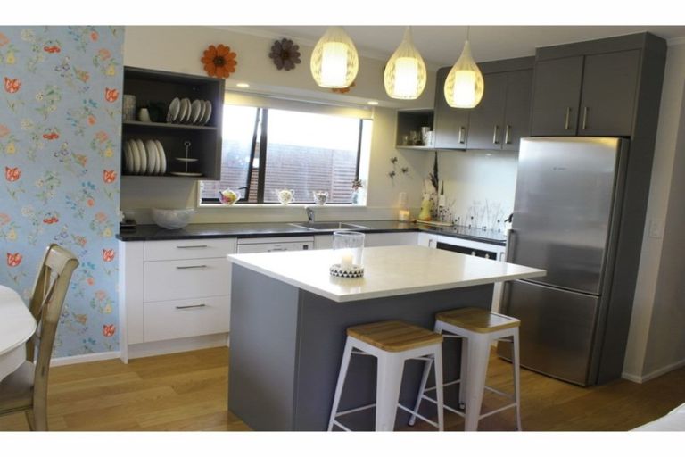 Photo of property in 52a Britannia Street, Petone, Lower Hutt, 5012