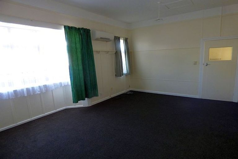 Photo of property in 2/21 England Street, Phillipstown, Christchurch, 8011