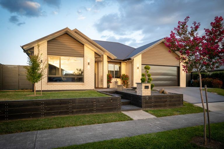 Photo of property in 13 Webber Street, Cambridge, 3434