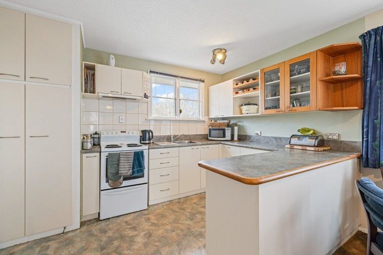 Photo of property in 413 Linwood Avenue, Bromley, Christchurch, 8062