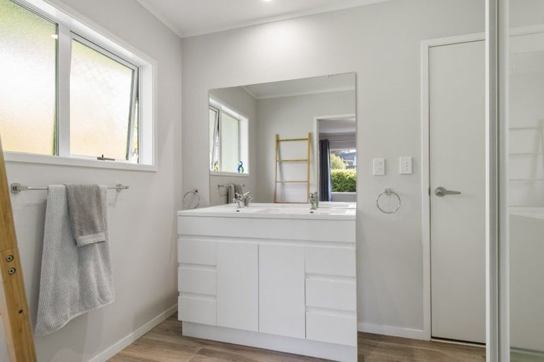 Photo of property in 6 Hughan Craig Place, Gate Pa, Tauranga, 3112