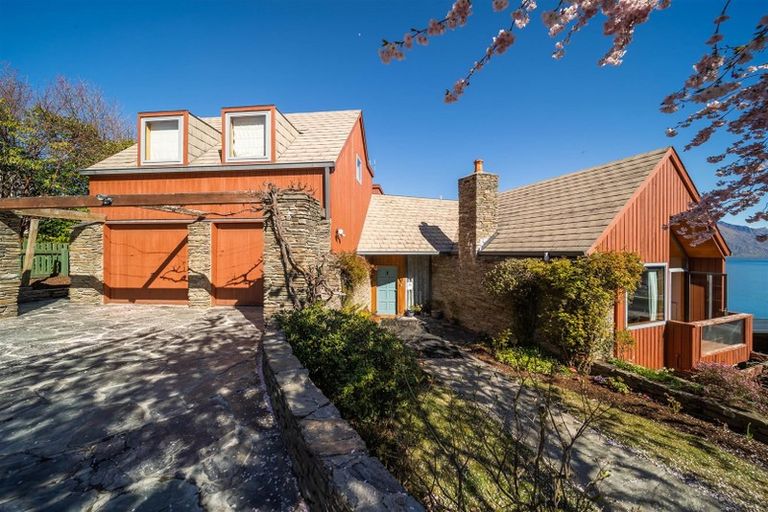 Photo of property in 33 Edinburgh Drive, Queenstown, 9300