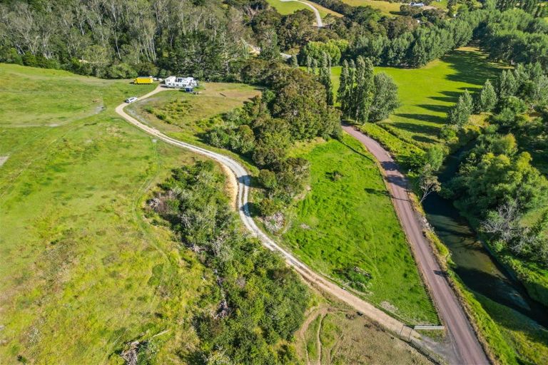 Photo of property in 19 Doel Road, Kawakawa, 0282