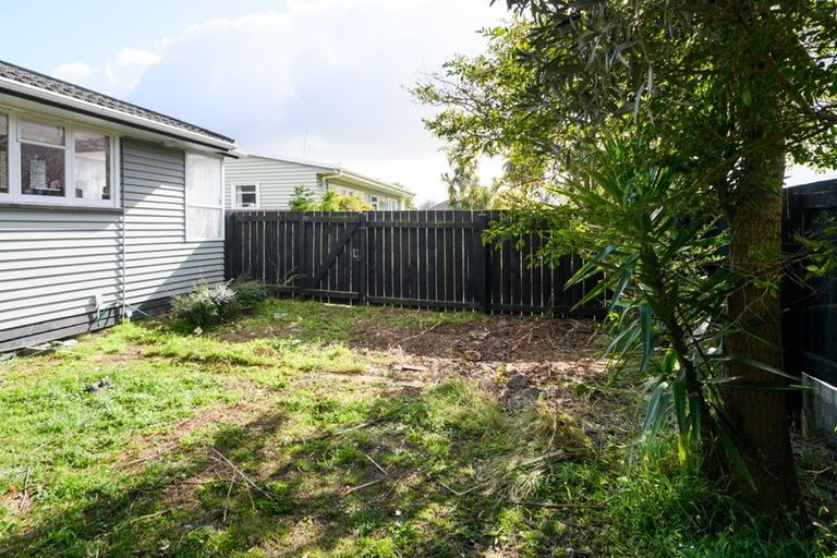 Photo of property in 2 Salford Place, Awapuni, Palmerston North, 4412