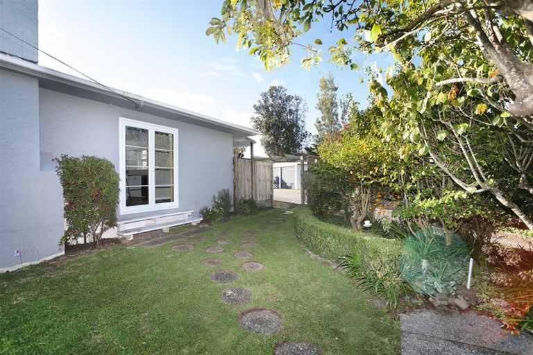 Photo of property in 25 Levin Street, Halcombe, Feilding, 4779