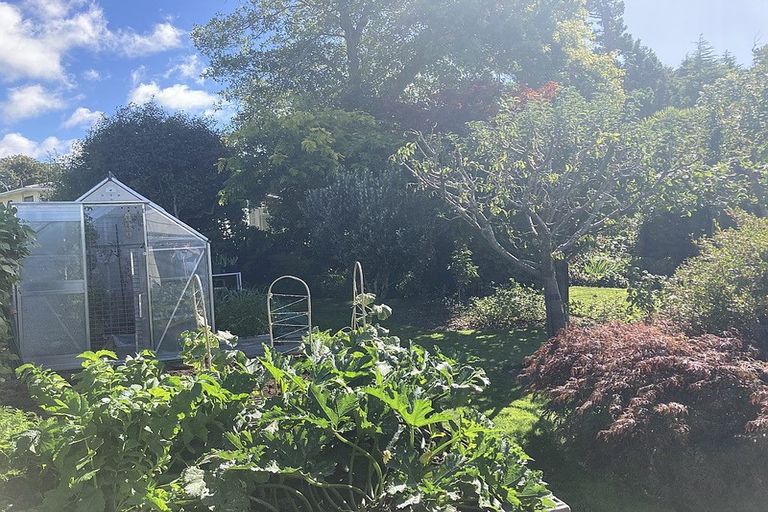 Photo of property in 5 Hamlet Street, Stratford, 4332