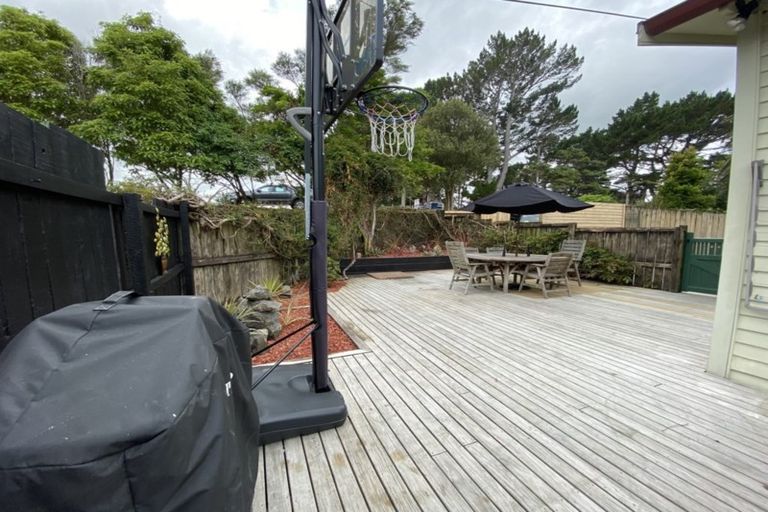 Photo of property in 104 Mcentee Road, Waitakere, Auckland, 0816