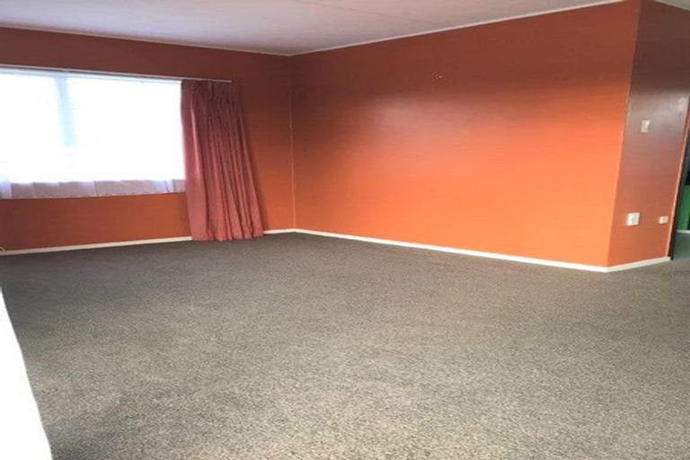 Photo of property in 64a Kirk Street, Otaki, 5512