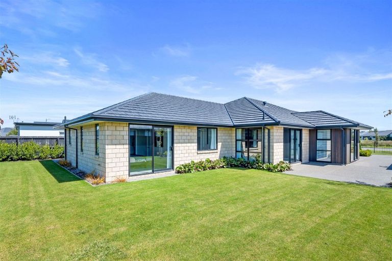 Photo of property in 166 Southfield Drive, Lincoln, 7608