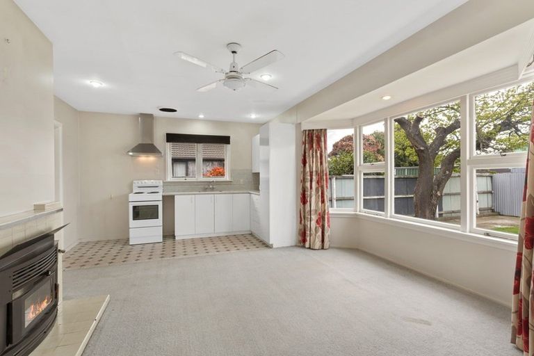 Photo of property in 4 Dunstan Crescent, Hornby, Christchurch, 8042