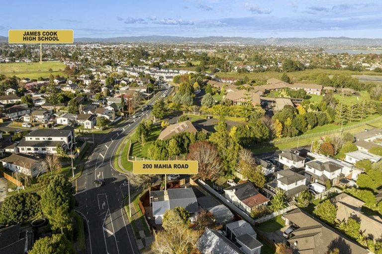 Photo of property in 200 Mahia Road, Weymouth, Auckland, 2103