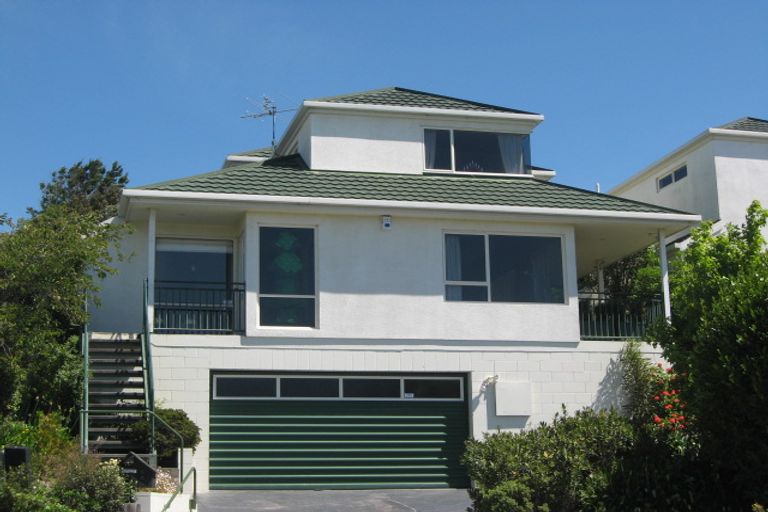 Photo of property in 1/6 Pentonville Close, Westmorland, Christchurch, 8025