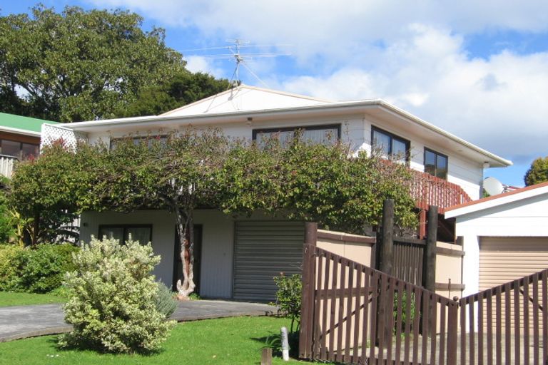 Photo of property in 3 Rewa Place, Russell, 0202