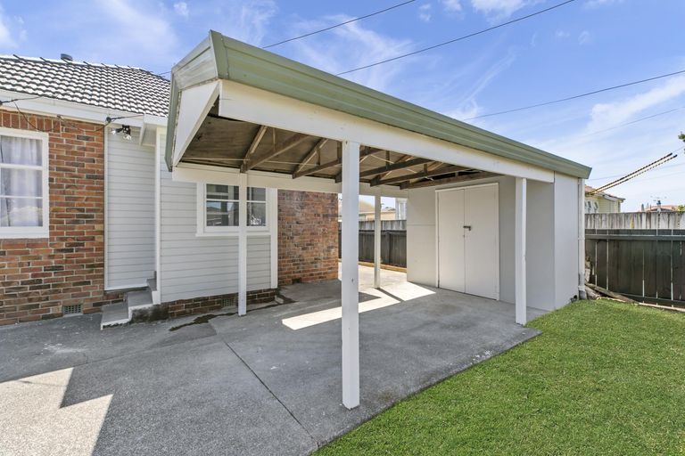 Photo of property in 1/16 Avis Avenue, Papatoetoe, Auckland, 2025