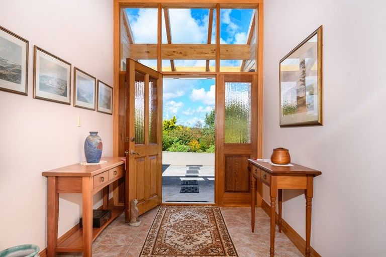 Photo of property in 30 Mahana Road, Waimauku, 0881