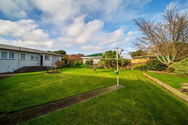 Photo of property in 295 South Road, Hawera, 4610