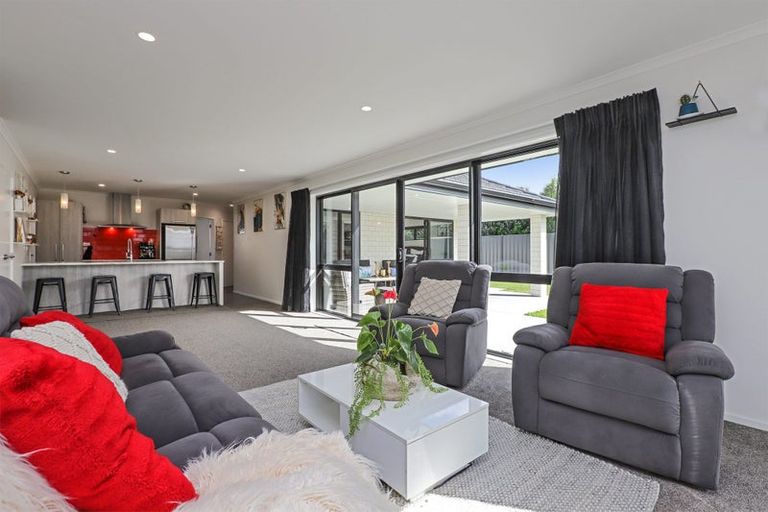 Photo of property in 36 Hikawera Drive, Frimley, Hastings, 4120