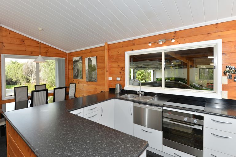 Photo of property in 17 Karaka Drive, Kerikeri, 0230