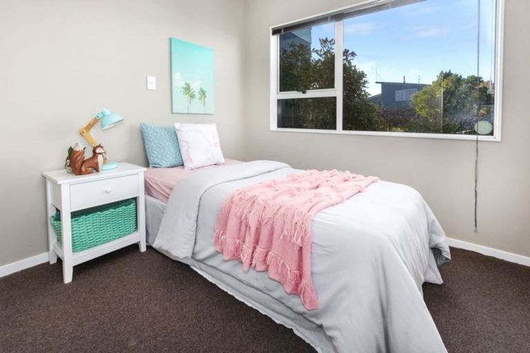 Photo of property in 50 Discovery Drive, Whitby, Porirua, 5024
