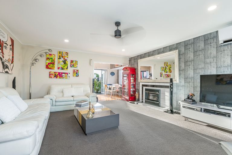 Photo of property in 44 Hepburn Road, Glendene, Auckland, 0602