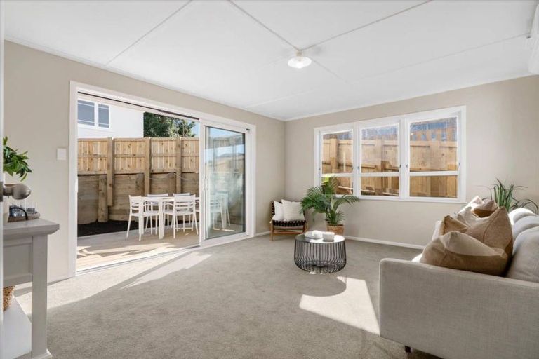 Photo of property in 3a Hilltop Road, Parkvale, Tauranga, 3112