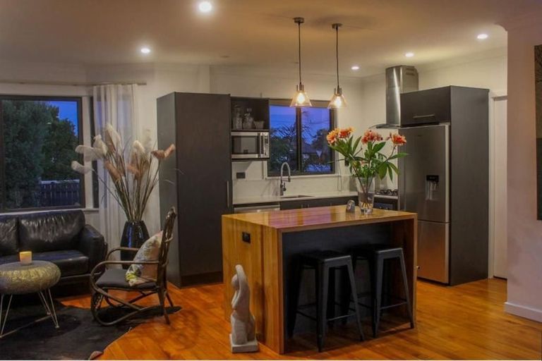 Photo of property in 84 Brooklands Road, Brooklands, New Plymouth, 4310