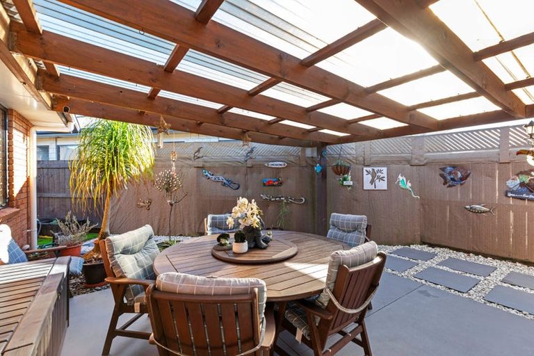 Photo of property in 100 Twin Oak Avenue, Papamoa Beach, Papamoa, 3118