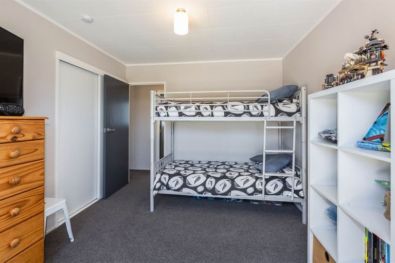 Photo of property in 1 Azimuth Place, Whitby, Porirua, 5024