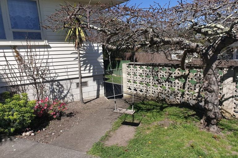 Photo of property in 5 Phillips Place, Havelock North, 4130