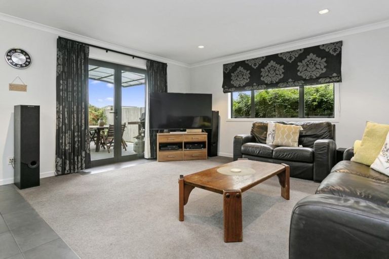 Photo of property in 33 Norfolk Drive, Cambridge, 3434